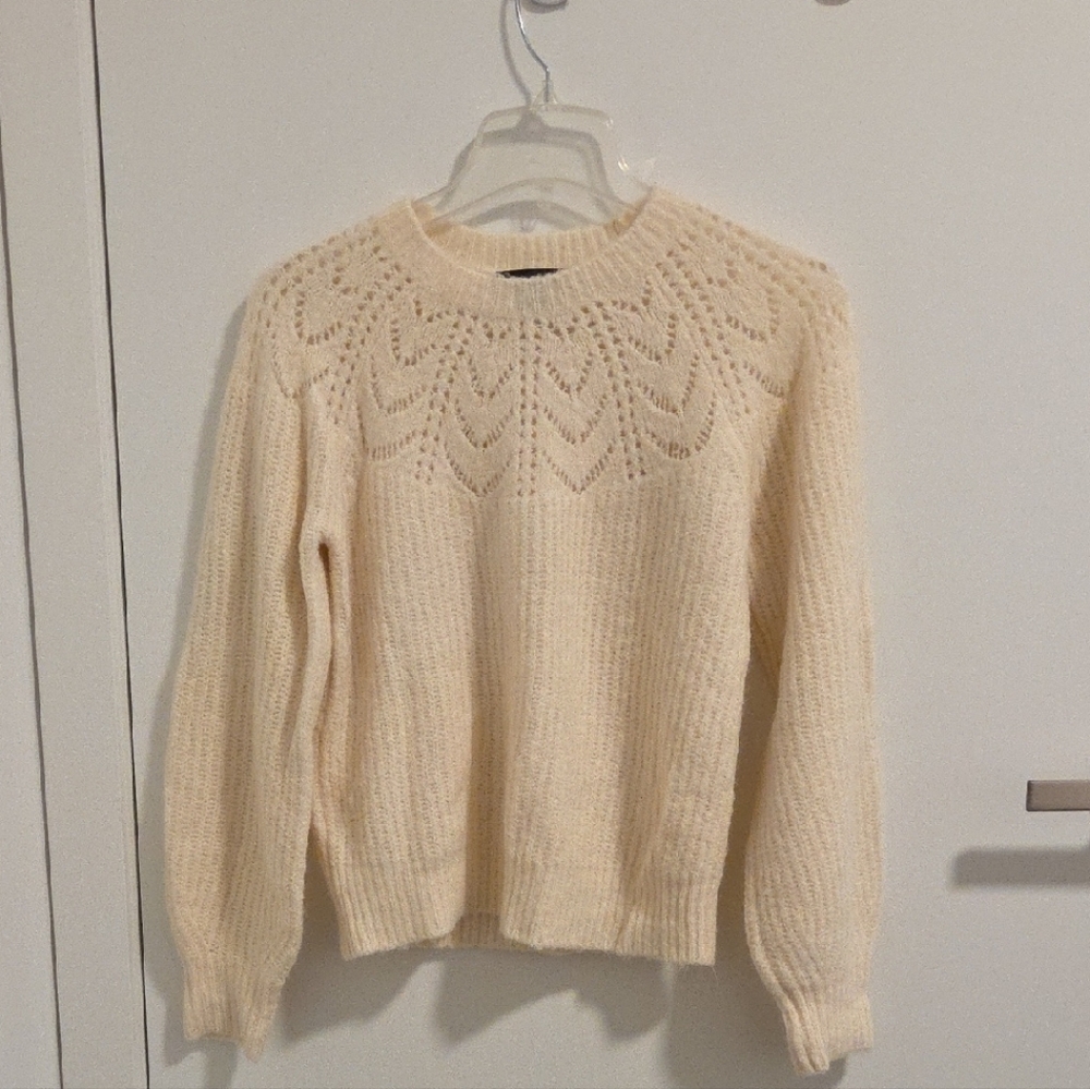 Ann Taylor Cream Knit Sweater - S